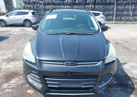 2015 Ford Escape Se z USA, uszkodzony, nr VIN 1FMCU0GX9FUB46219